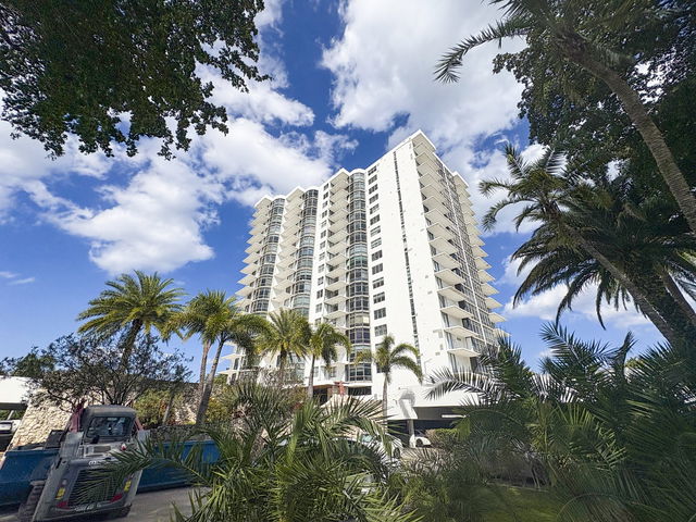 Bonavista Condo photo 3